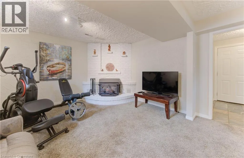 316 COUNTRY HILL Drive