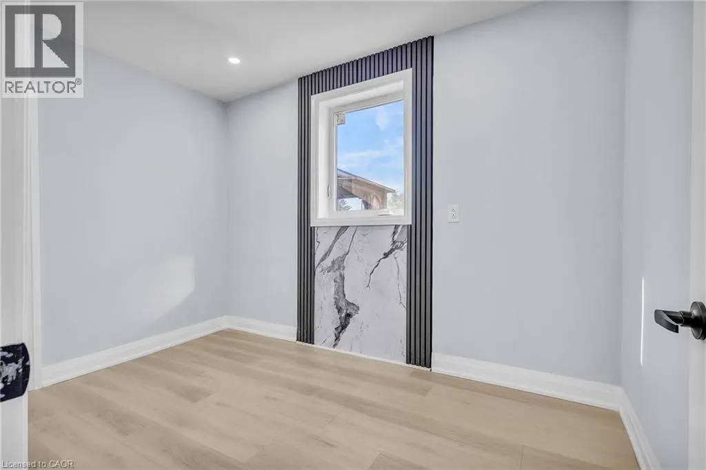 84 AVALON Place
