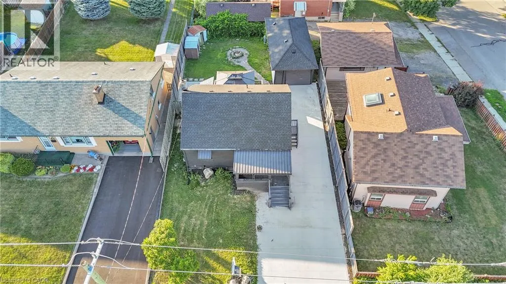 84 AVALON Place