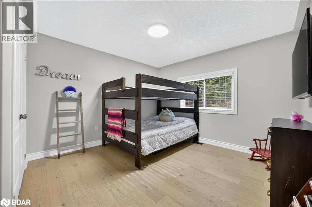 135 HURON WOODS DRIVE Drive