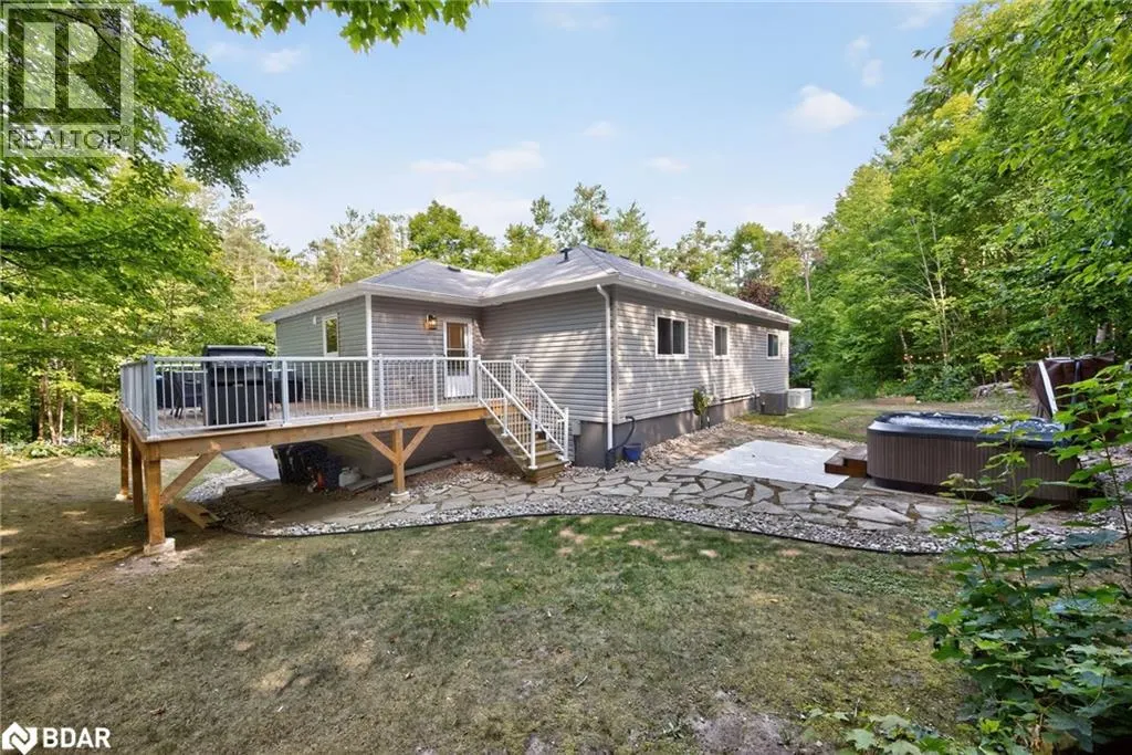 135 HURON WOODS DRIVE Drive