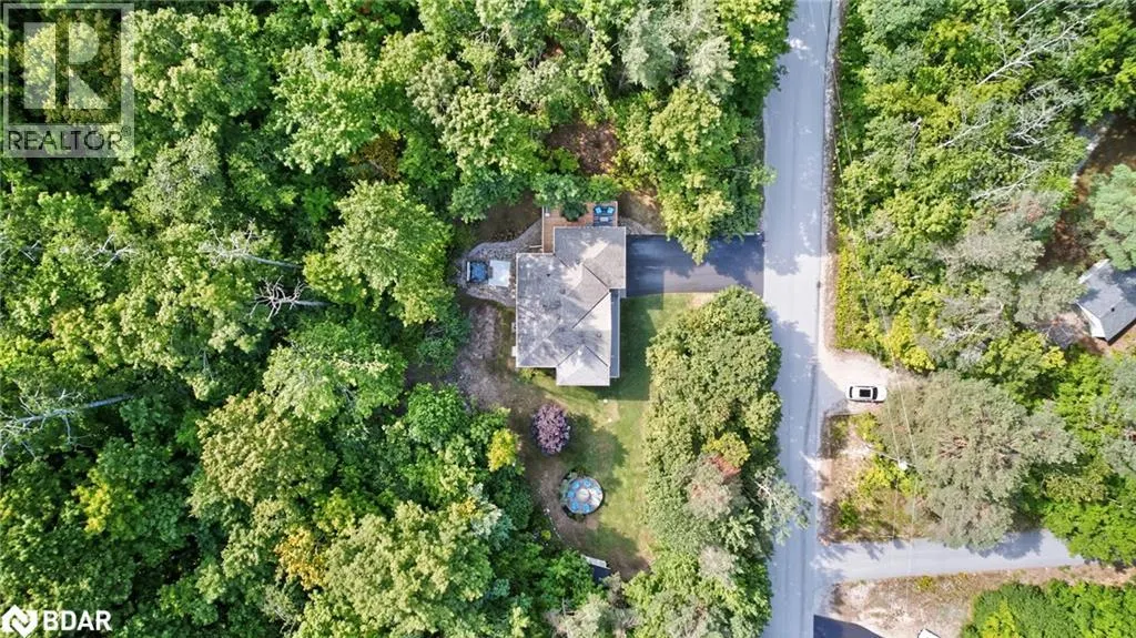 135 HURON WOODS DRIVE Drive