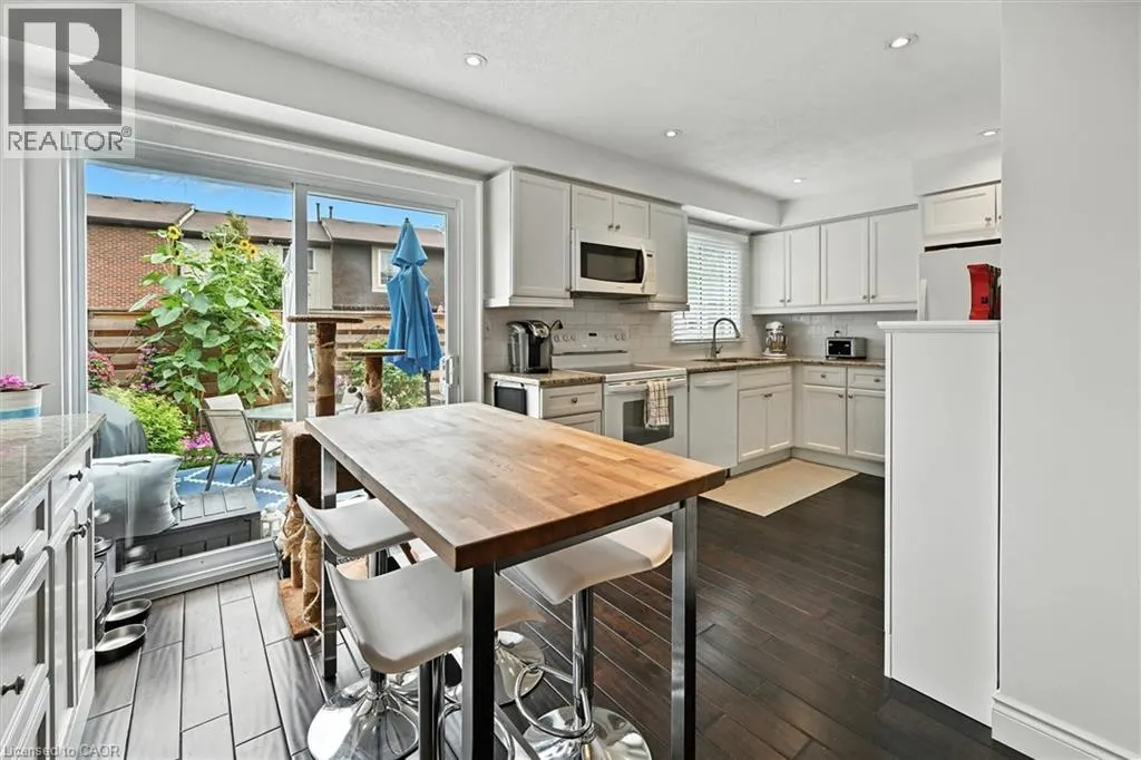 3049 GLENCREST Road Unit# 27, #27