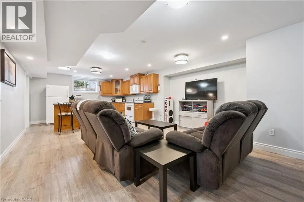 4 KROPF Drive