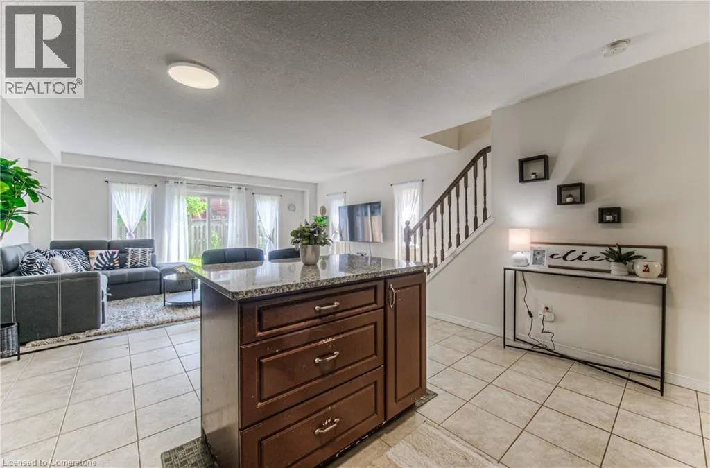 1332 COUNTRYSTONE Drive