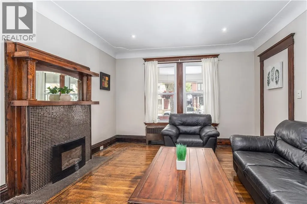 20 BARNESDALE Avenue N