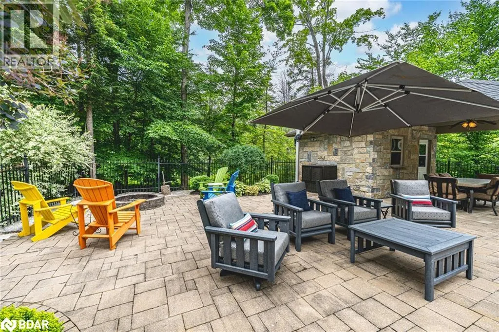 32 GALLAGHER Crescent