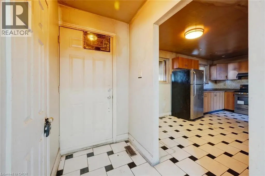 7270 TOPPING Road