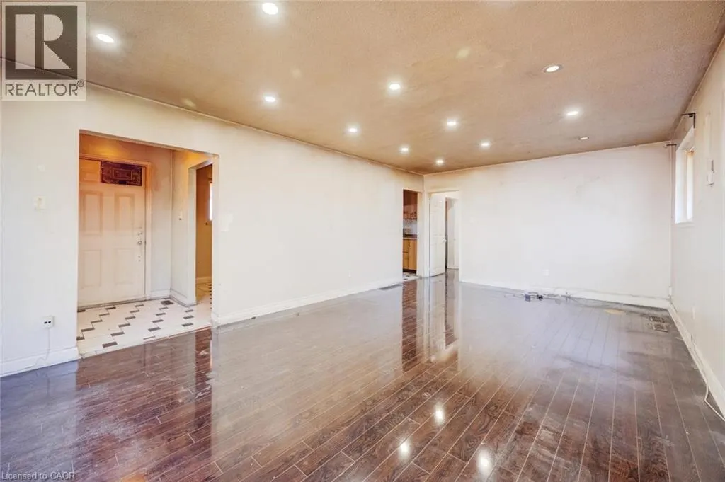7270 TOPPING Road