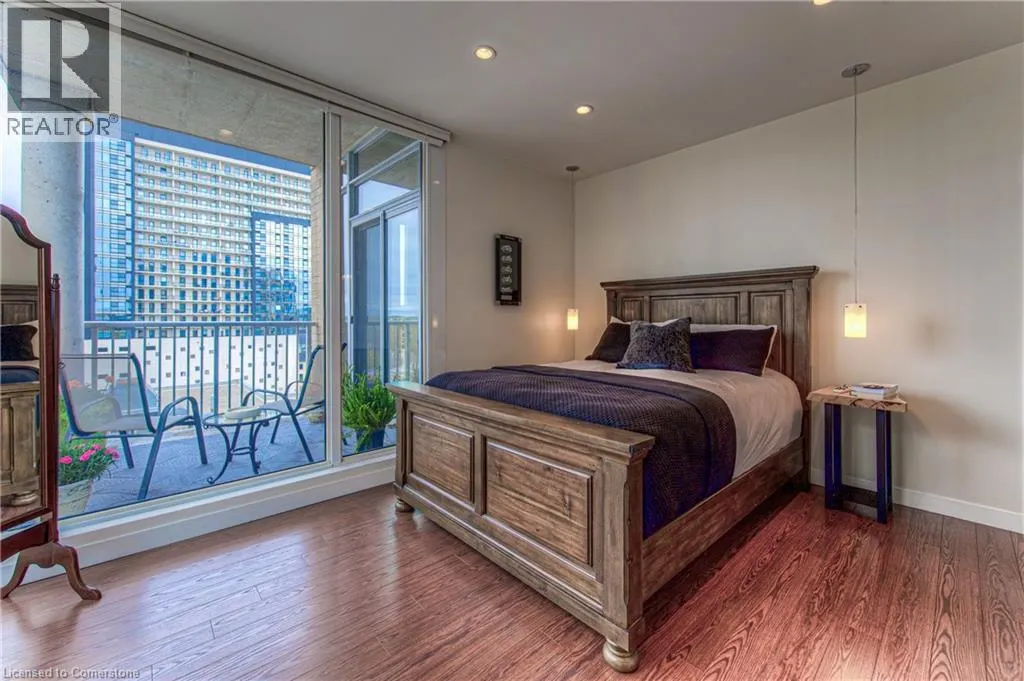 191 KING Street S Unit# 713, #713
