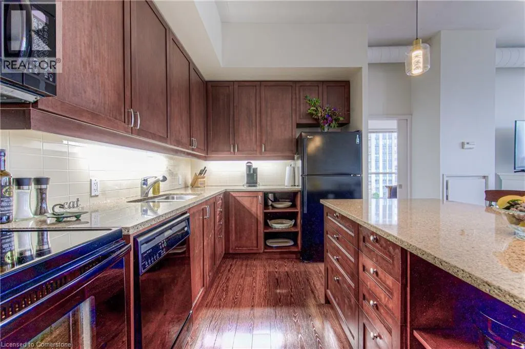 191 KING Street S Unit# 713, #713