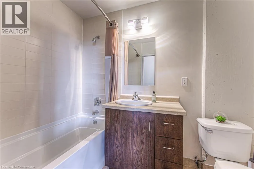 191 KING Street S Unit# 713, #713