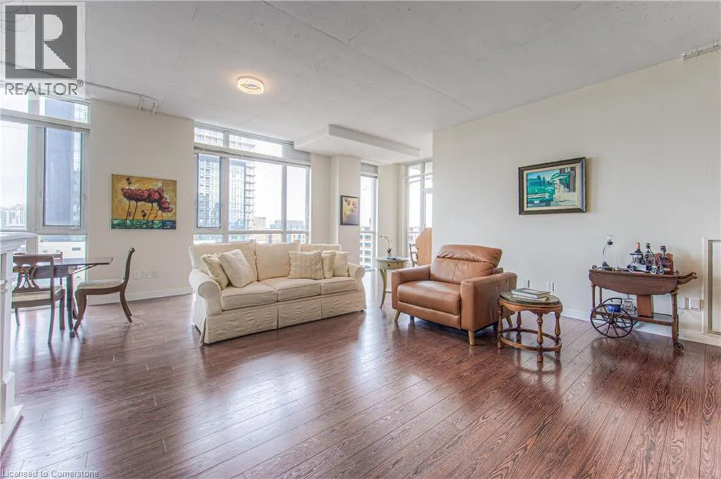 191 KING Street S Unit# 713, #713
