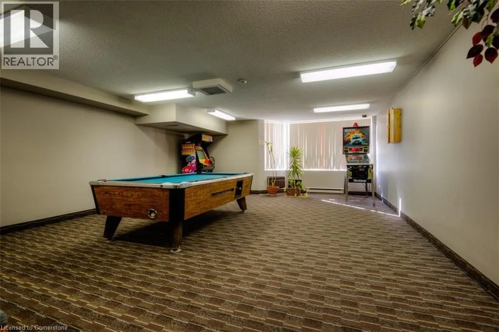 35 GREEN VALLEY Drive Unit# 211, #211
