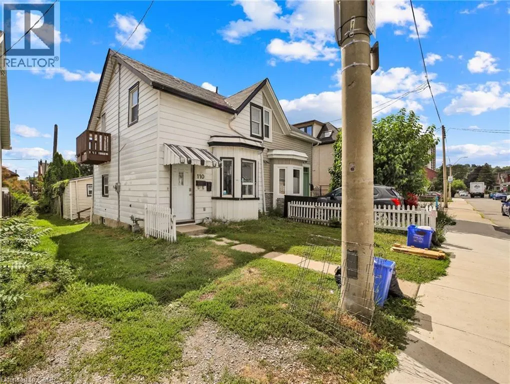110 EMERALD Street N
