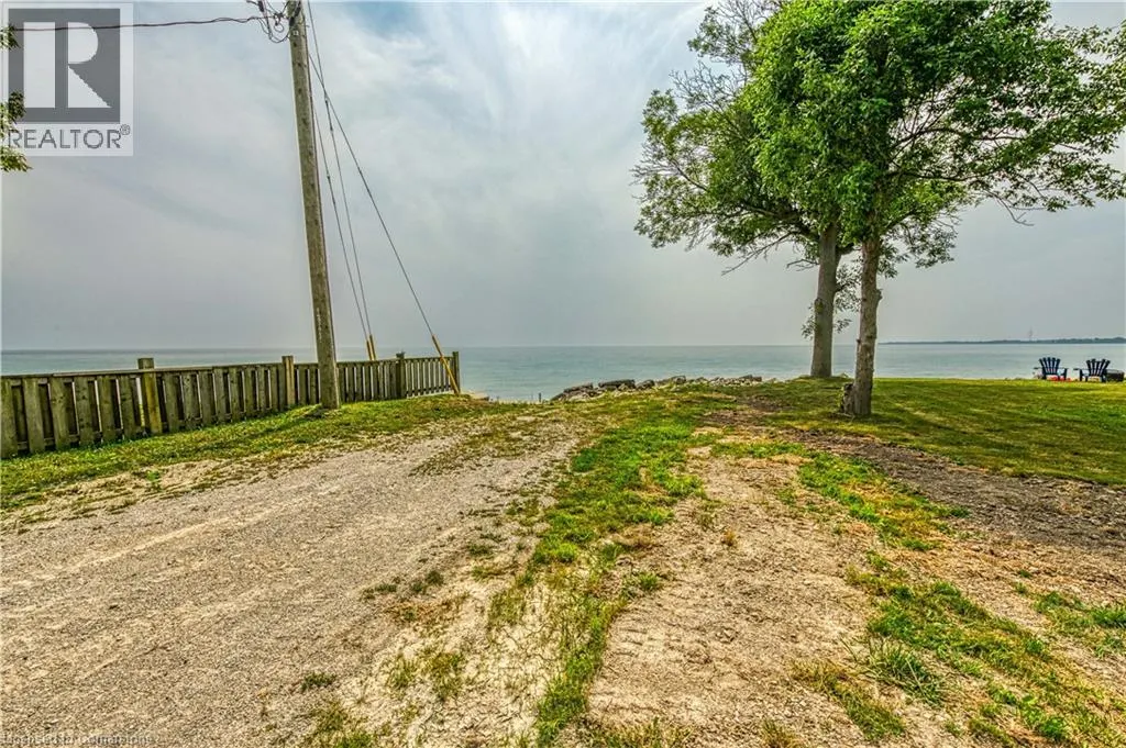 3252 LAKESHORE Road