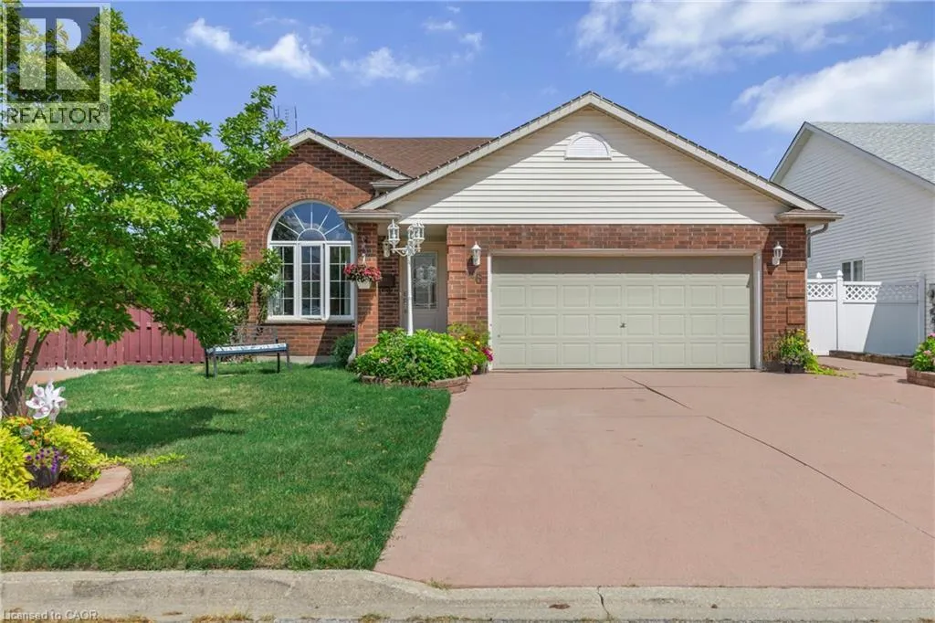 46 FOXHILL Crescent