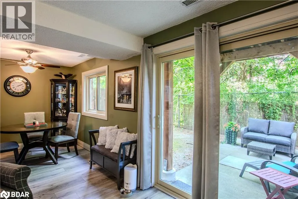 48 SHADOWOOD Road Unit# 8, #8