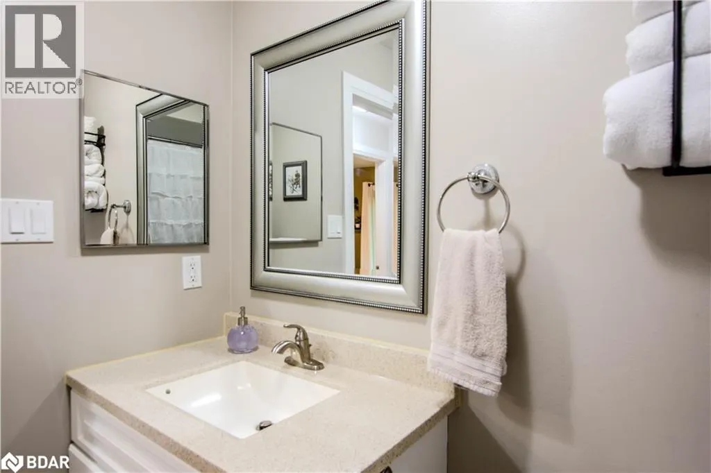 48 SHADOWOOD Road Unit# 8, #8