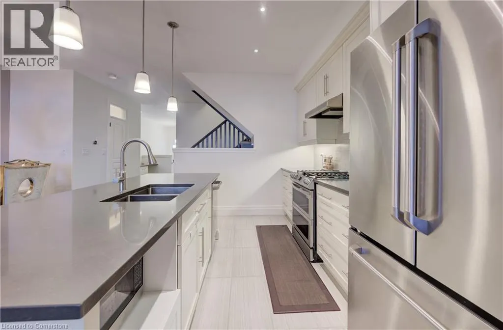 140 OAK PARK Drive