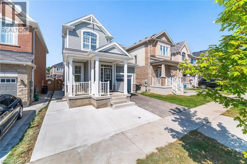 28 PICKETT Place