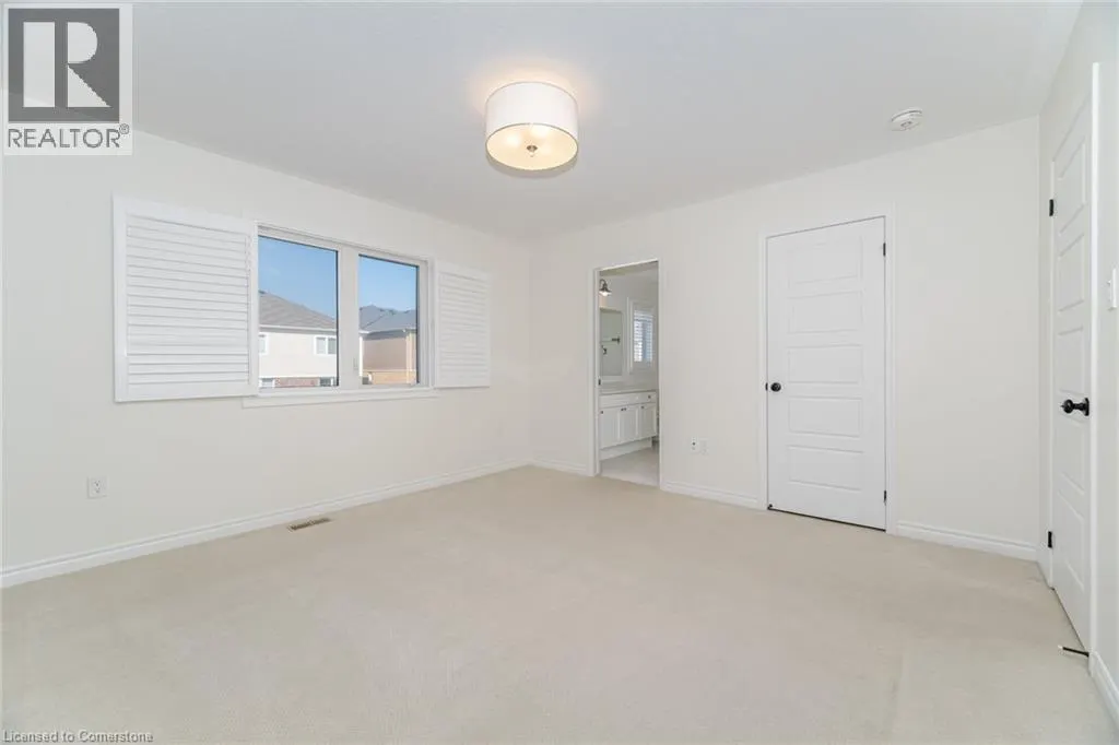 28 PICKETT Place