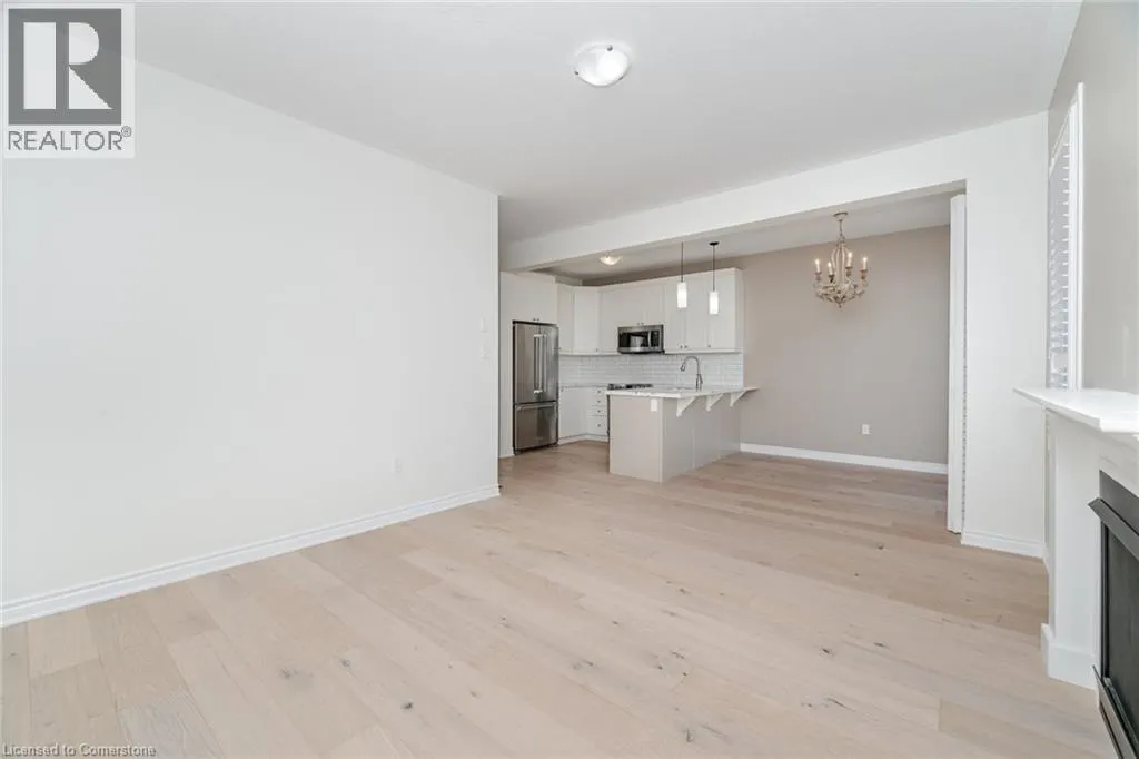 28 PICKETT Place