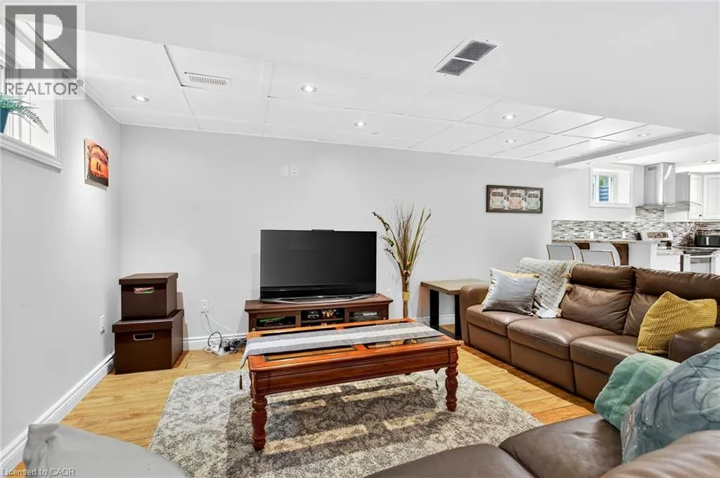 39 WILBUR Drive