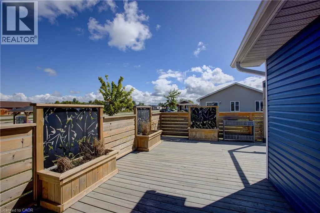 85 LAKE BREEZE Drive