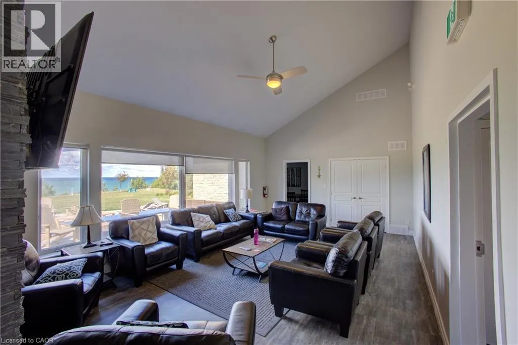 85 LAKE BREEZE Drive