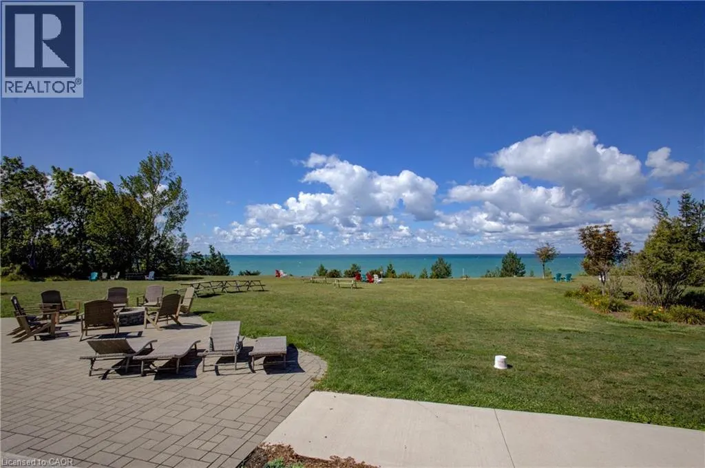 85 LAKE BREEZE Drive