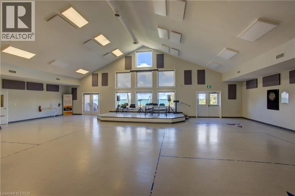 85 LAKE BREEZE Drive
