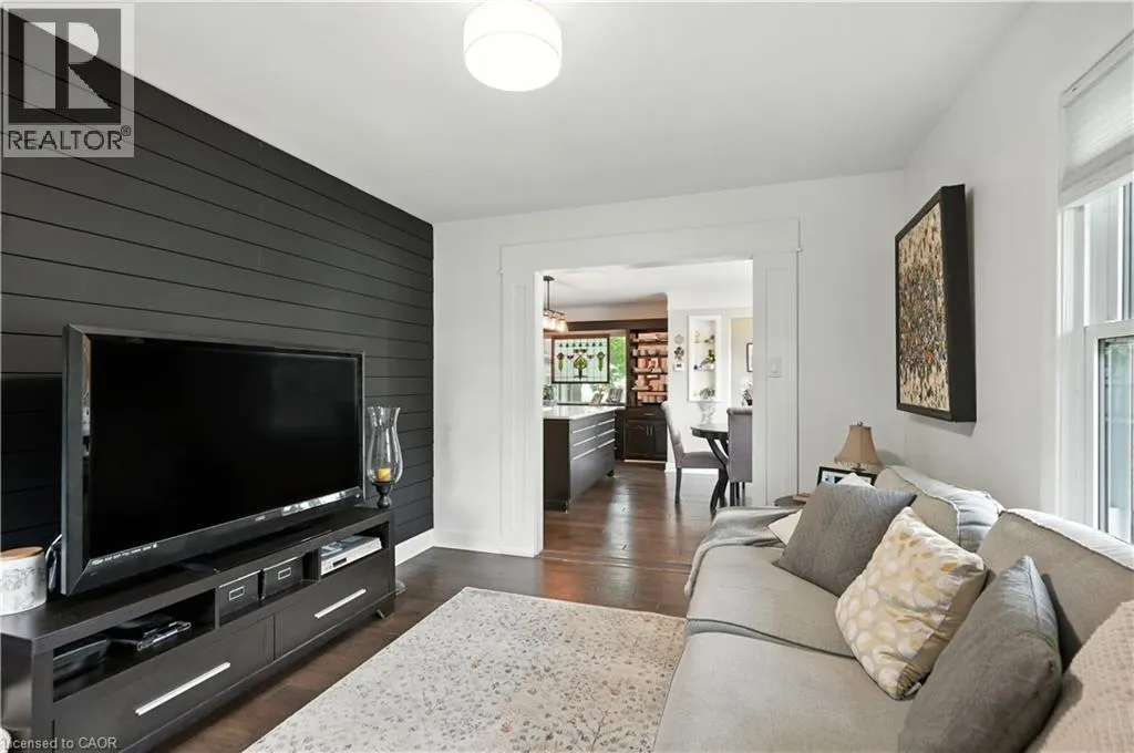 30 ELGIN Street