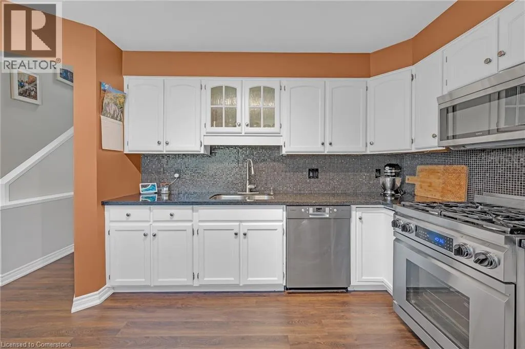 177 MAIN Street W Unit# 8, #8
