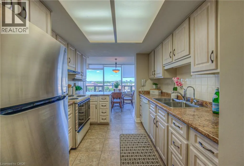 4 WILLOW Street Unit# 906, #906