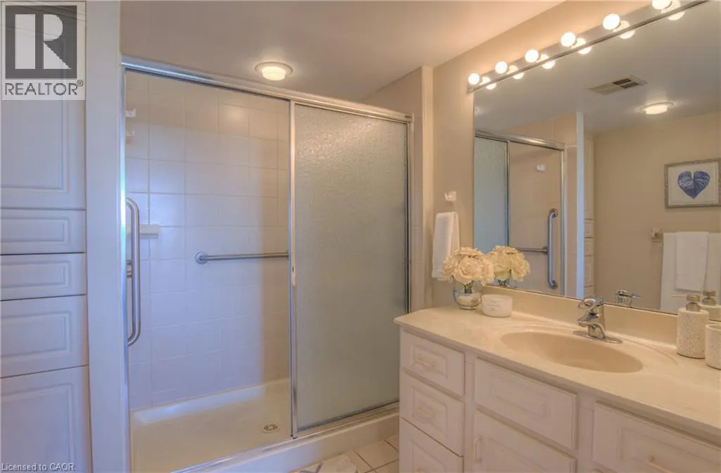 4 WILLOW Street Unit# 906, #906
