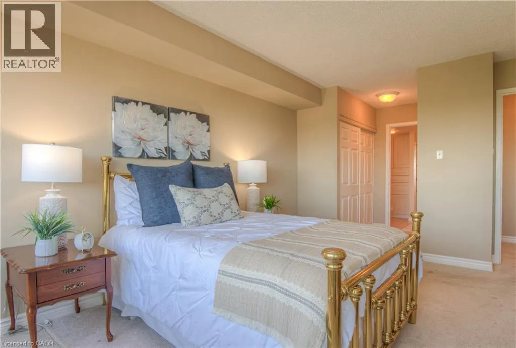 4 WILLOW Street Unit# 906, #906