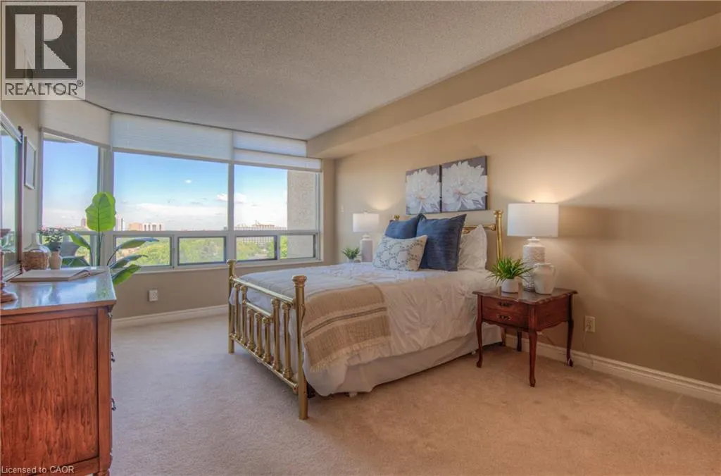 4 WILLOW Street Unit# 906, #906