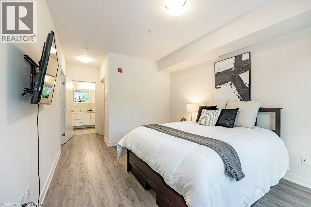 340 PLAINS Road E Unit# 106, #106