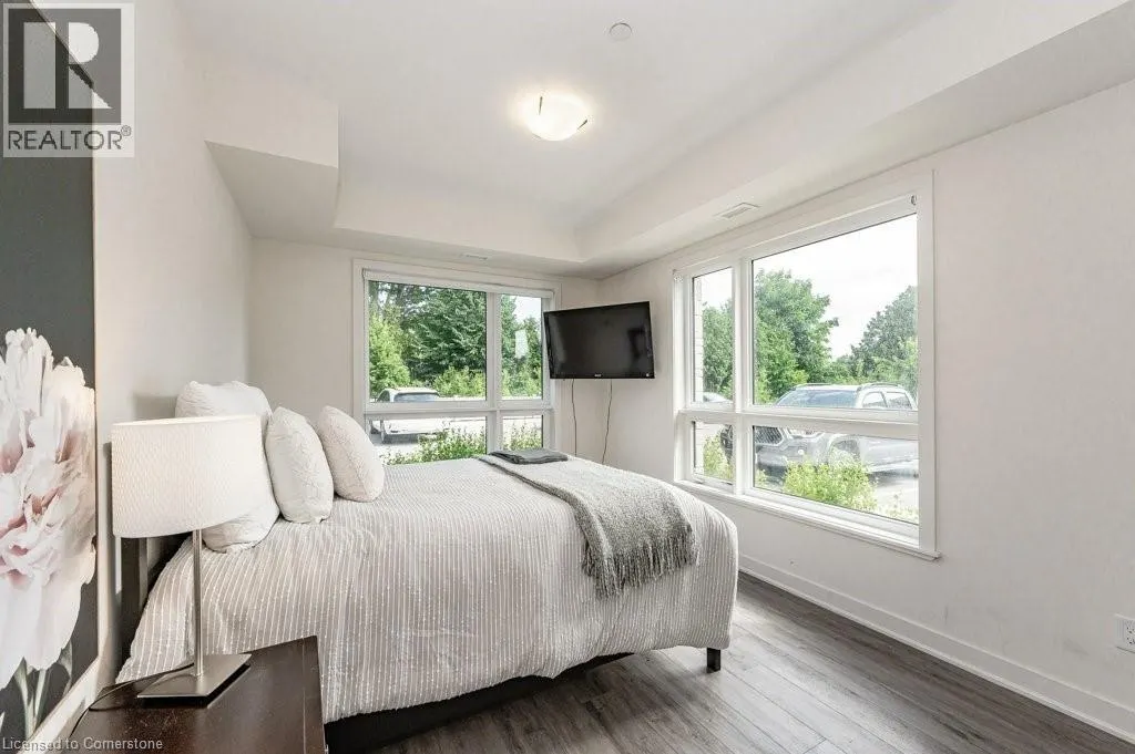 340 PLAINS Road E Unit# 106, #106