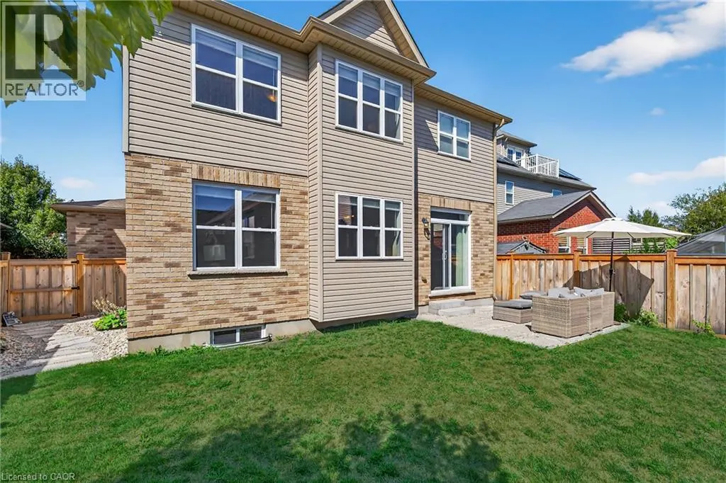 52 TREMAINE Drive