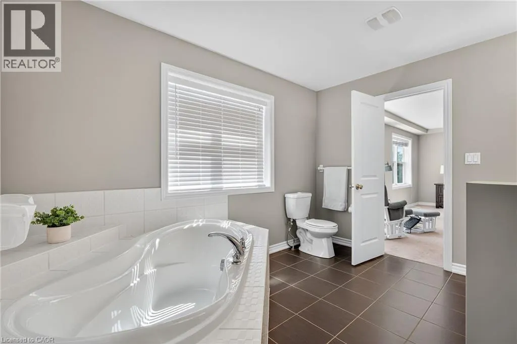 52 TREMAINE Drive