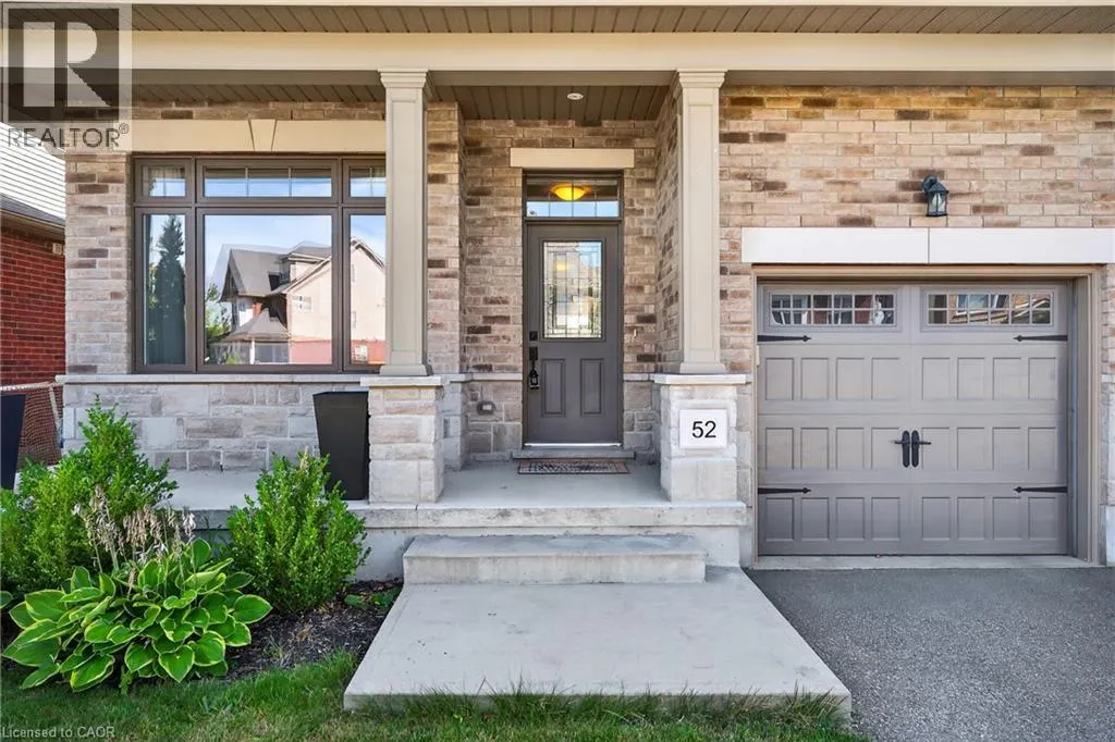52 TREMAINE Drive