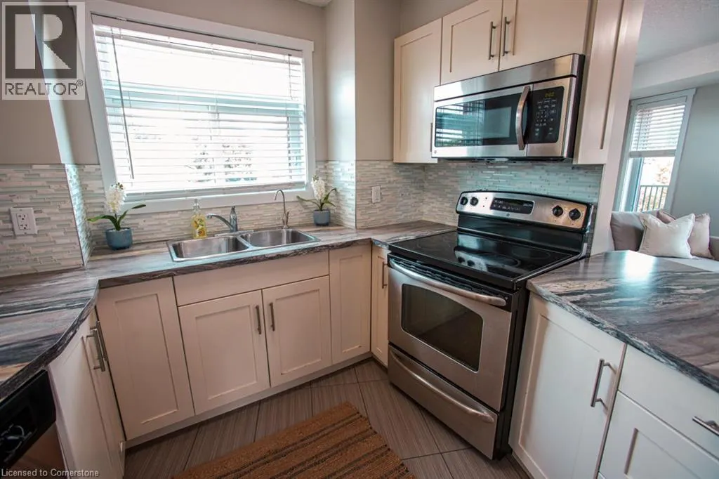 489 EAST Avenue Unit# B, #B