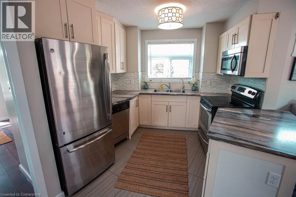 489 EAST Avenue Unit# B, #B
