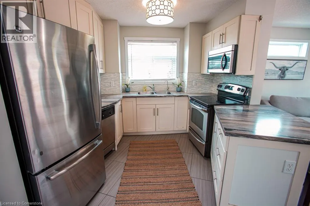 489 EAST Avenue Unit# B, #B