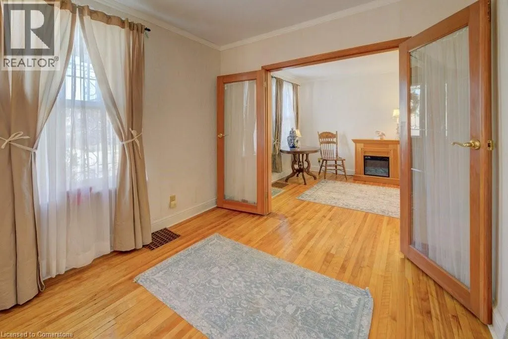 458 UPPER WENTWORTH Street