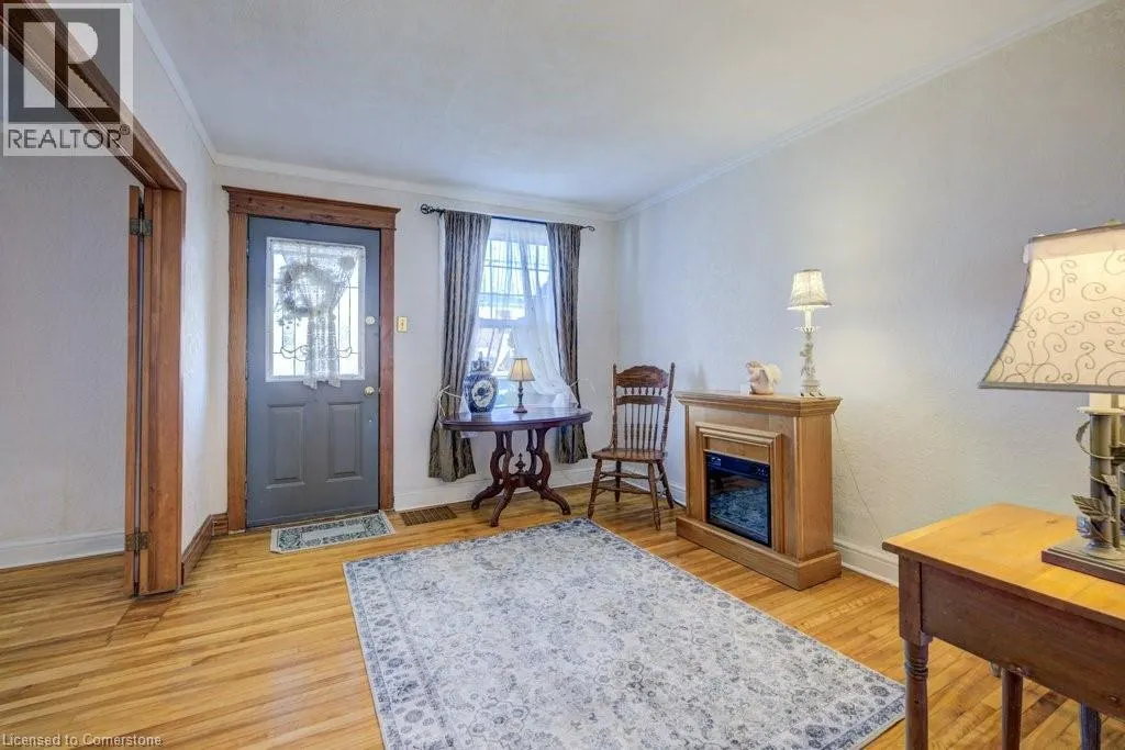 458 UPPER WENTWORTH Street