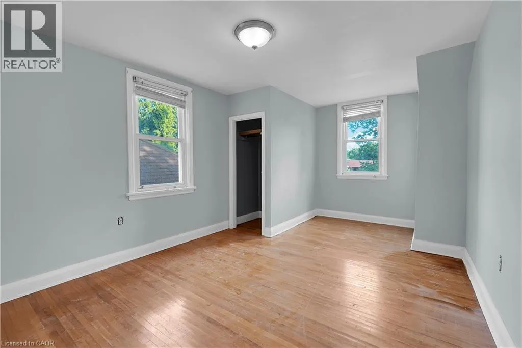 9 ARLINGTON Avenue