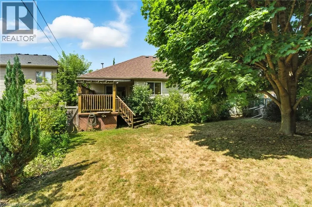 8 EVERGREEN Court